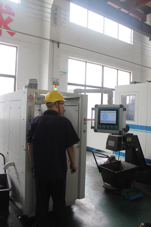 数控叶轮动平衡加工中心 NC impeller dynamic balance machining center.JPG